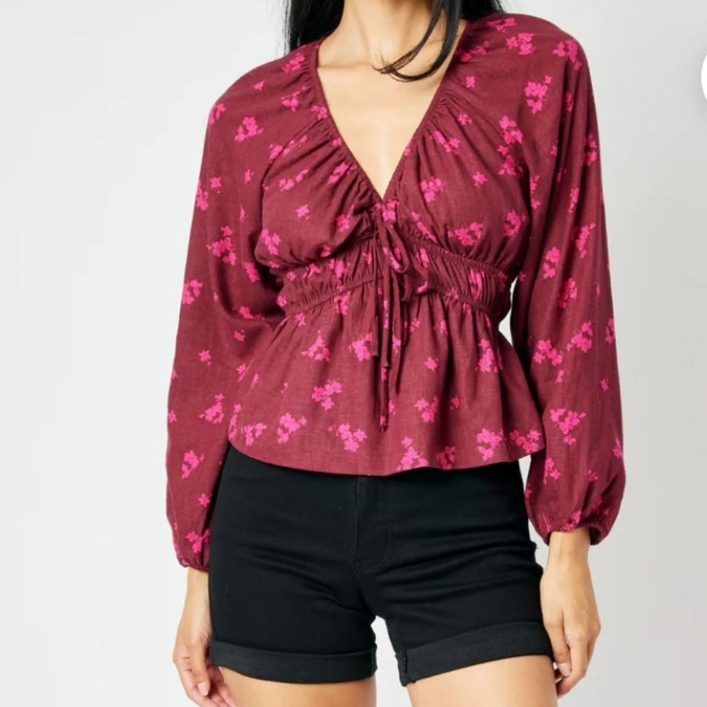 Universal Thread LongSleeve Top Burgundy/Pink Floral Elastic Peplum‎ Cottagecore